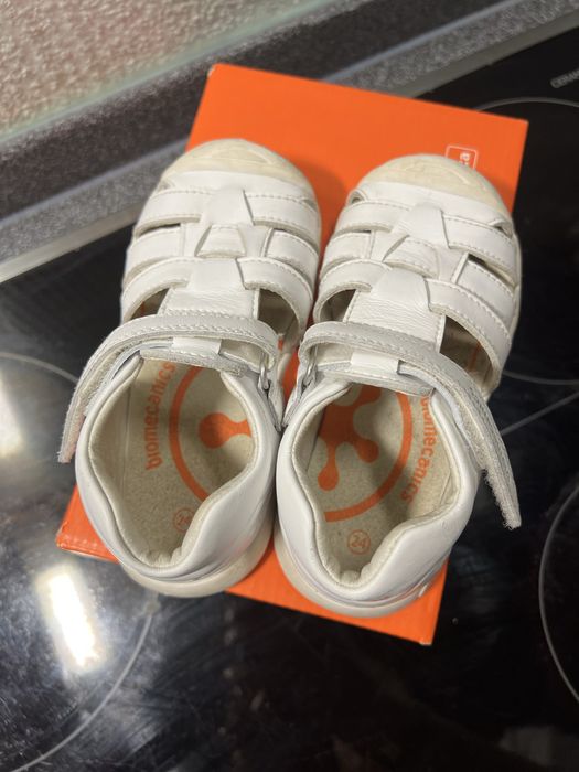 Biomecanics сандали