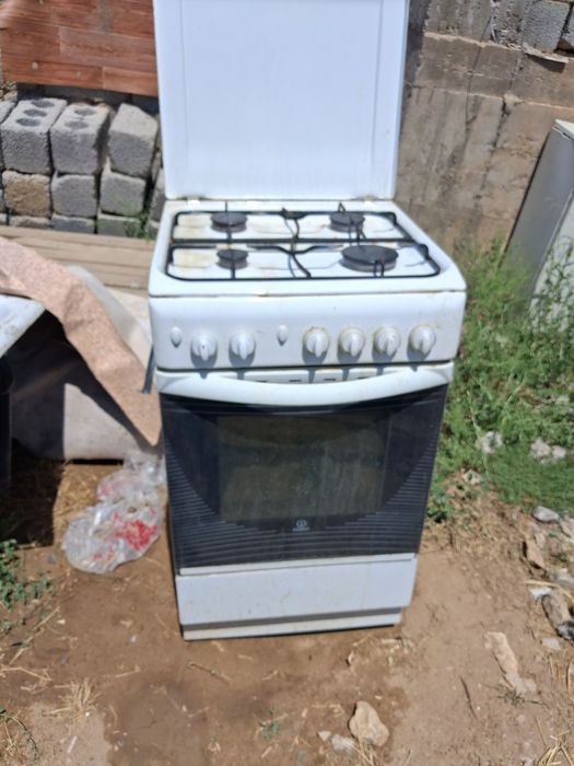 Газ плита Индезит