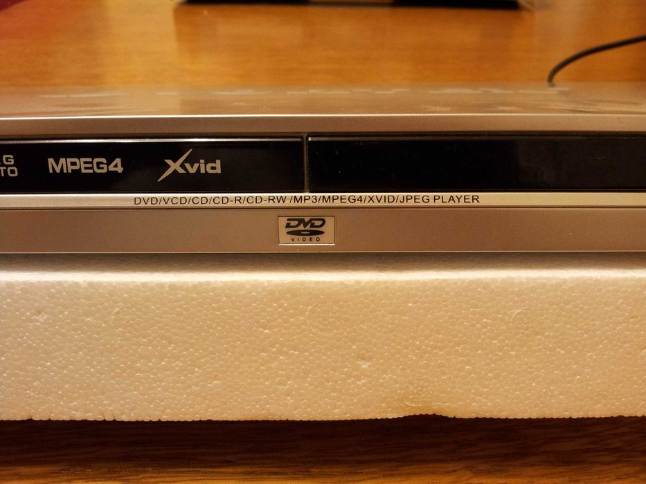 DVD, CD  Player  VORTEX  VDVD 43A1