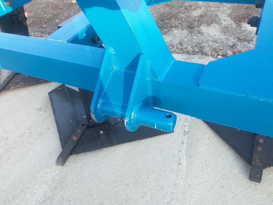 Плоскорез-глубокорыхлитель ПГ-5. ПГ-3. ПГ-7