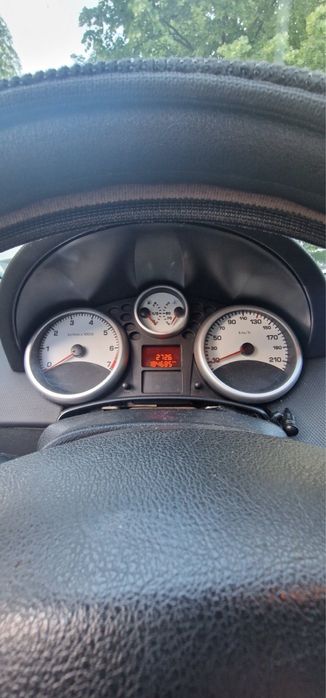 Продава се Peugeot 207 – 2007 г. | 1.4 бензин | 75 к.с.