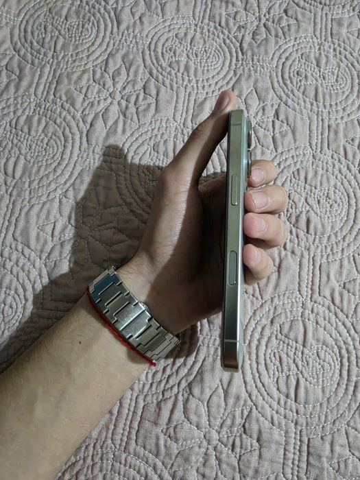 Iphone 16 pro 128GB идеальный