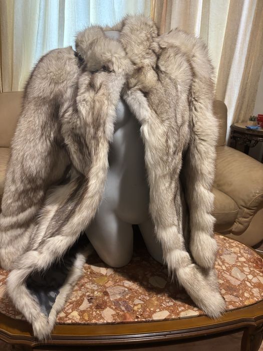 Палто сребърна лисица