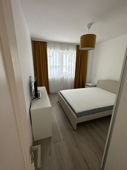 De inchiriat Apartament 2 camere Otopeni, terasă 40 mp, parter înălțat, complet mobilat loc parcare, proprieta