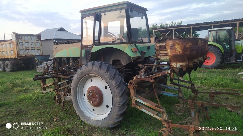 Traktor sotiladi TTZ-80