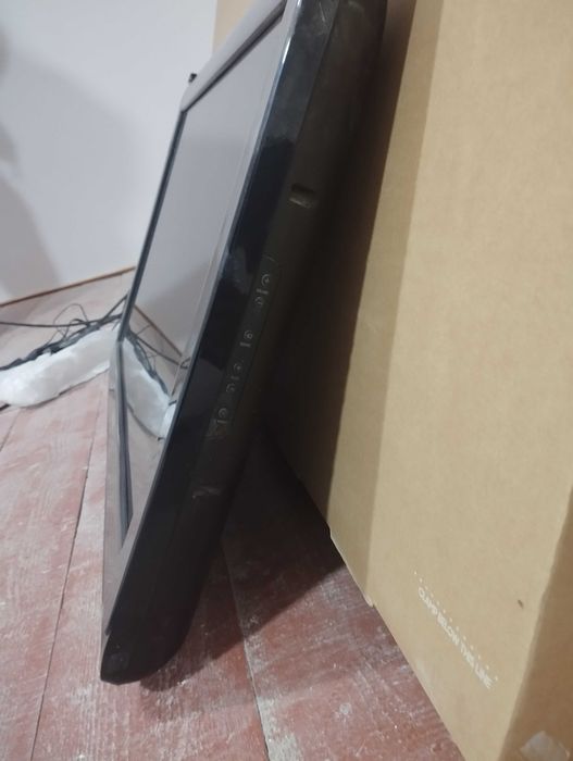 ЖК телиевизор Philips