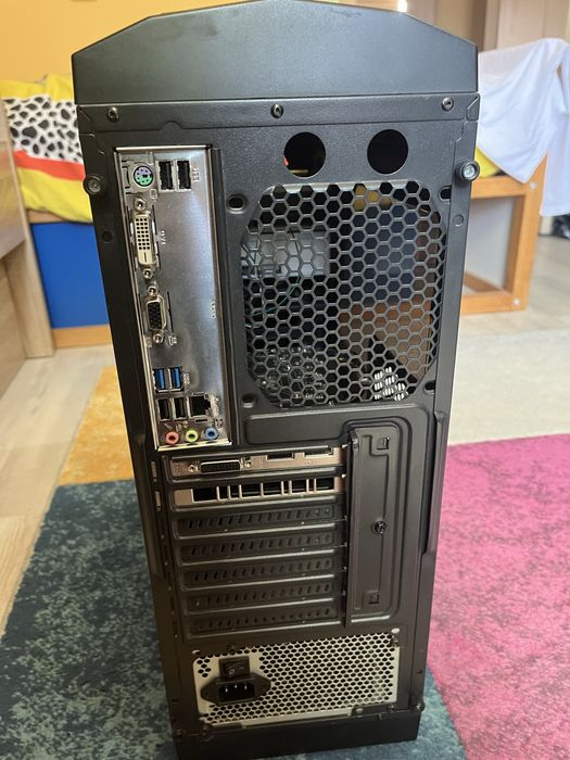 геймърски компютър