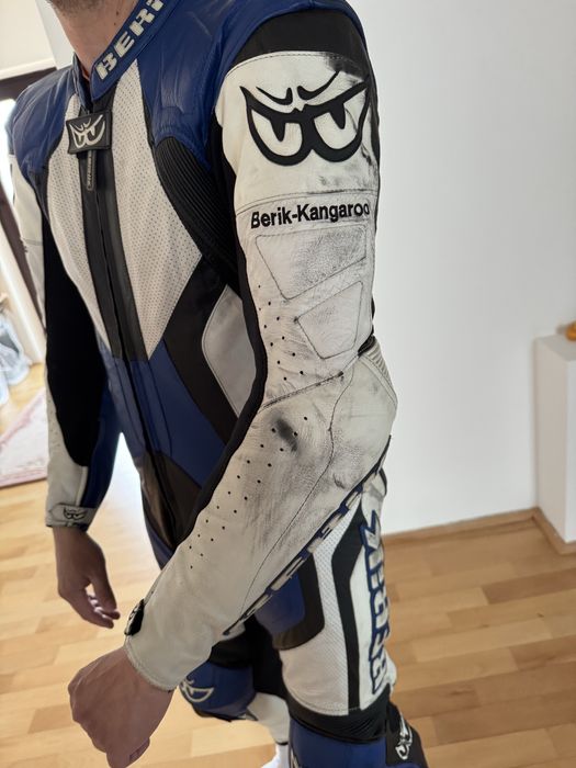 Costum/combinezon moto din piele Berik