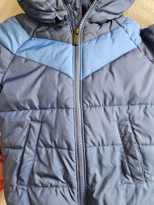 Calvin Klein елек, Nike яке за момче