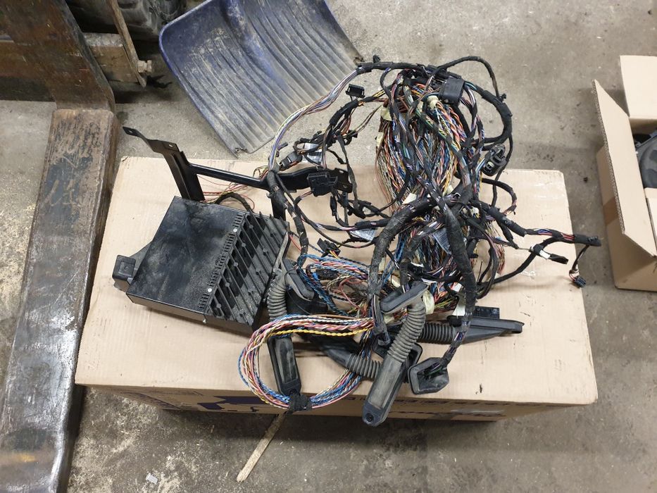 Hi-fi система свалена от бмв е91