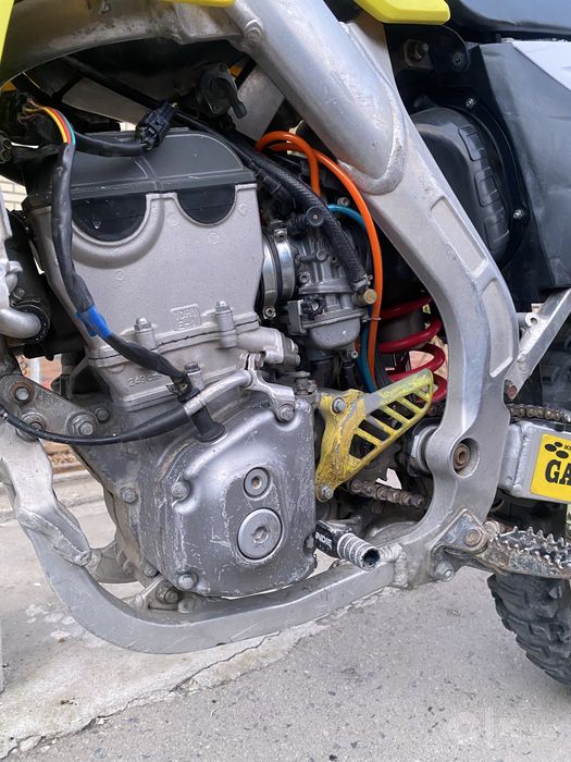 Suzuki 250cc kross