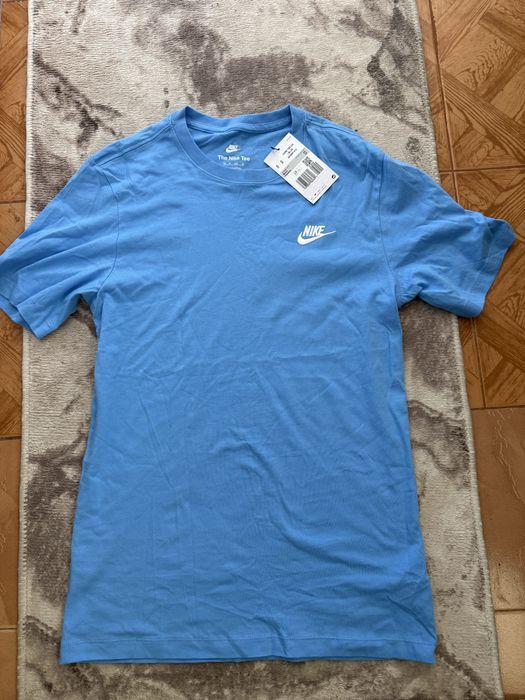 Nike tee Тениска