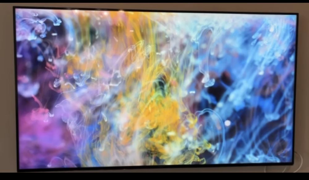 Телевизор Samsung 55 диагональ UE55HU8500
