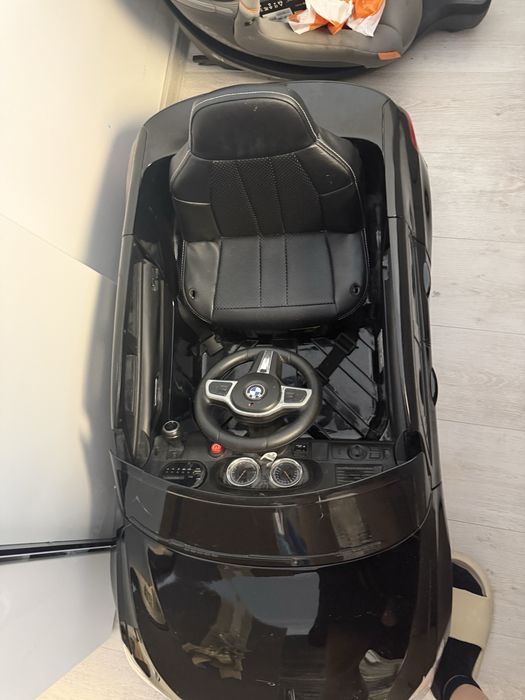 Акумолаторна кола BMW