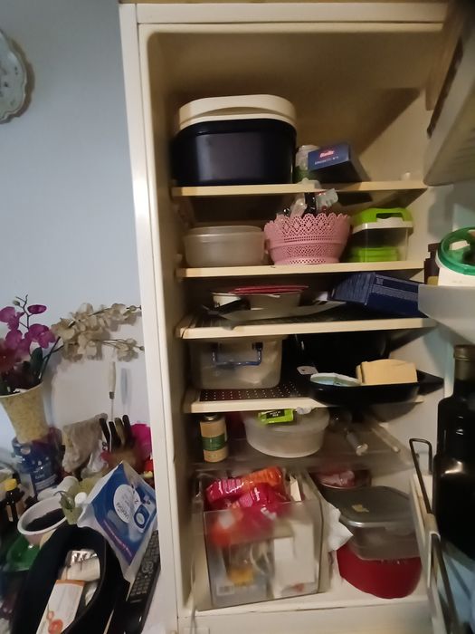 Vând 2 frigidere defecte