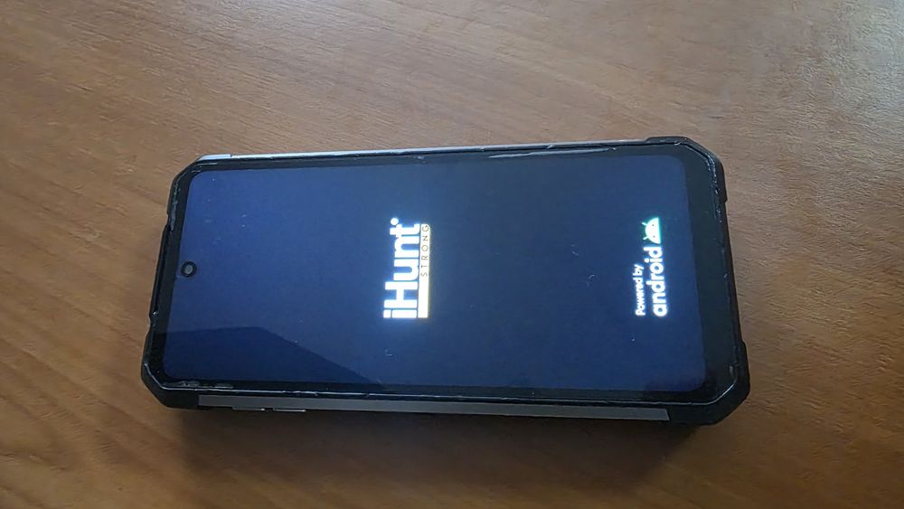 iHUNT Strong Titan Metal P22000 Projector PRO