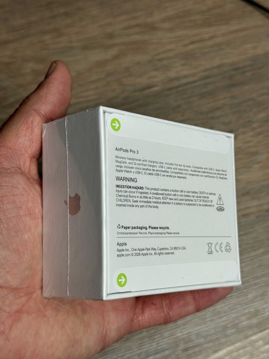 Casti AirPods Pro 3, noi si sigilate