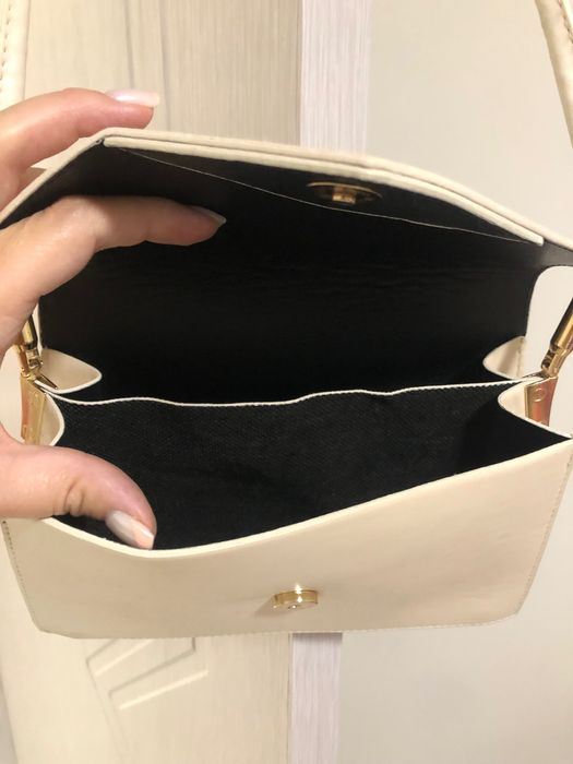 Дамска бежова чанта