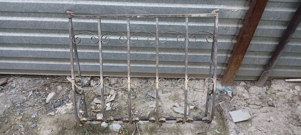 Срочно продам решётку для окон