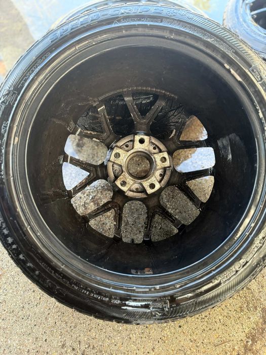 Джанти с гуми 5х120