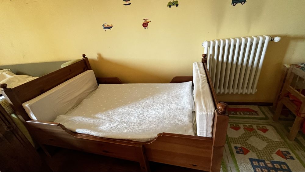 Mobilier Ikea  Leskvik  camera copil