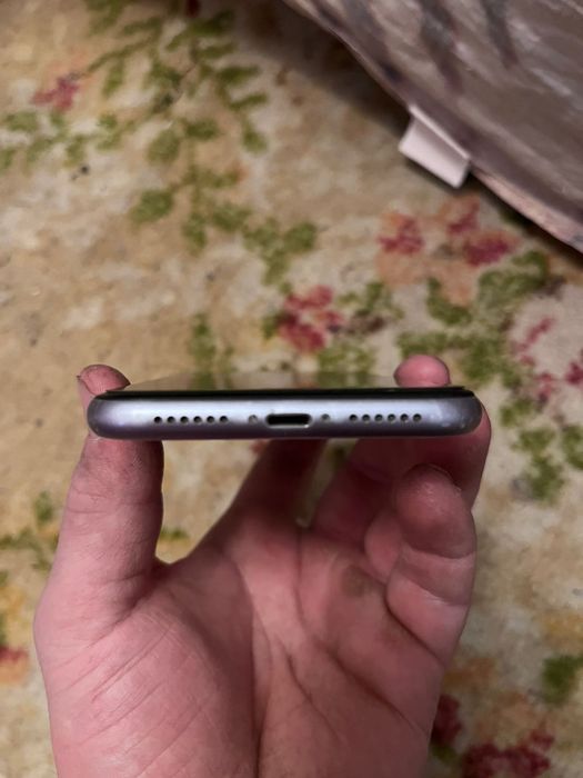 Iphone 11 на 64gb