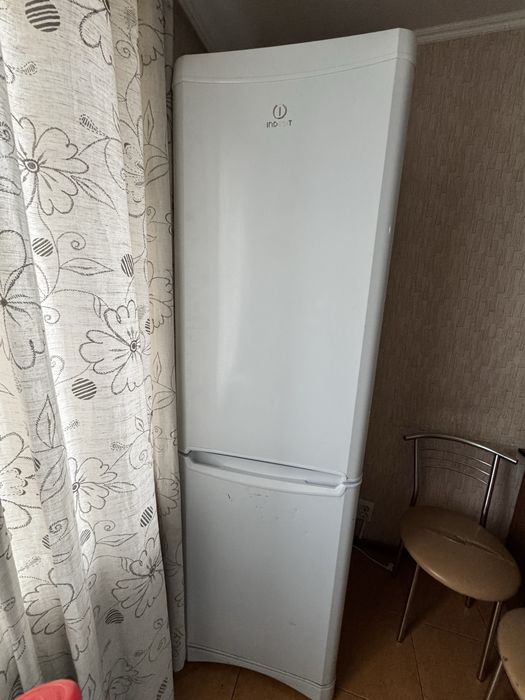 Продам хододильник б/у