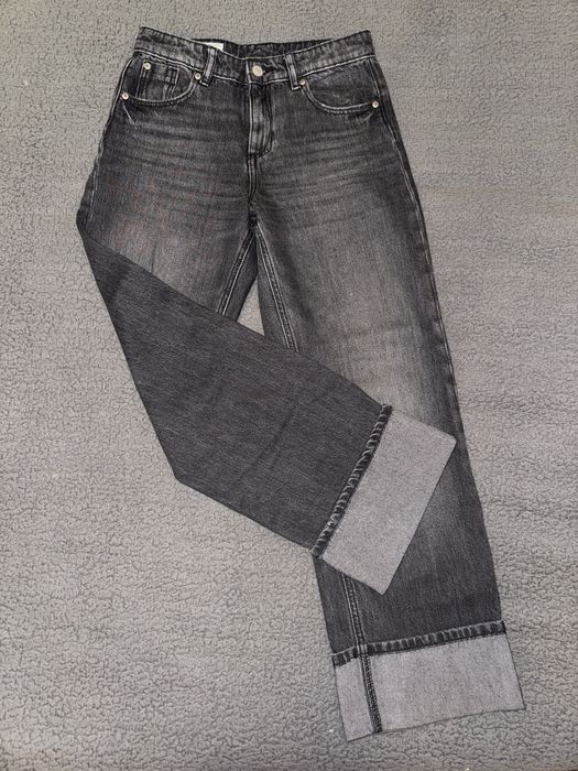 Стилно черно дънки от ZARA