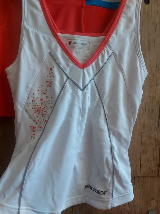 Новый женский спортивный костюм для тенисса.Размер S-M.