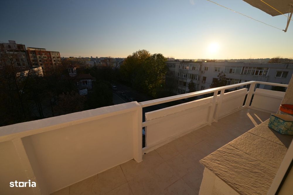 Apartament 4 camere | Decomandat | Loc de Parcare | Faleză Nord