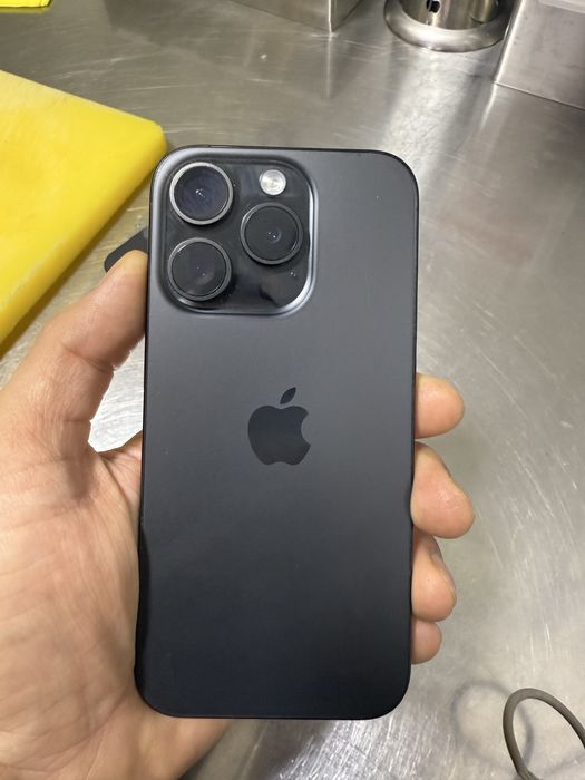 Iphone 15pro 128g  black titan E sim LLA