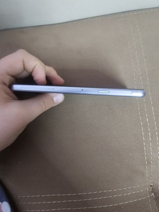 Продается Samsung galaxy a3 (2016)