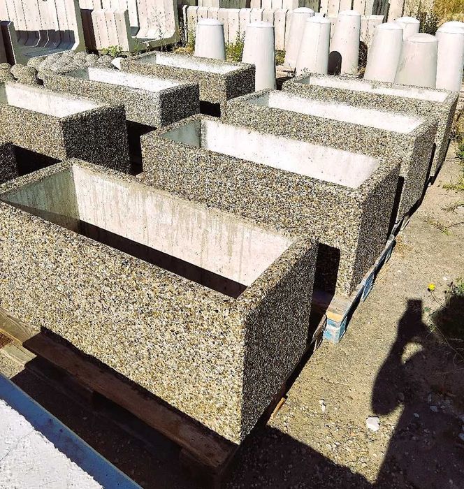 Jardiniera din beton 120 cm – mobilier urban