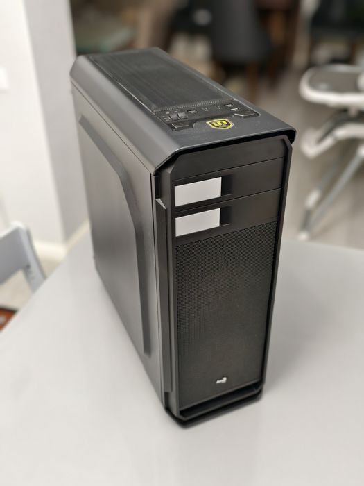 Системный блок i7-7700/RAM 32gb/SSD 256gb/HDD 2tb/650watt