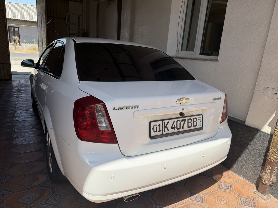 Lacetti 1,8 motor 2012
