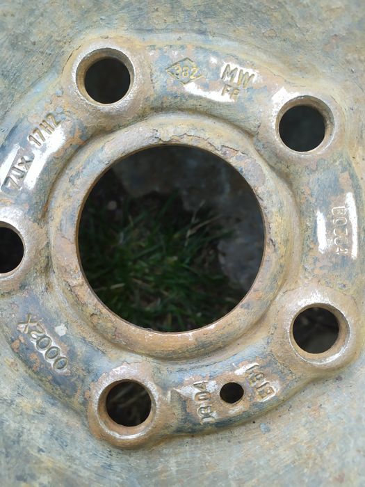 Джанта с гума Мишелин 7Jx17H2 ET50