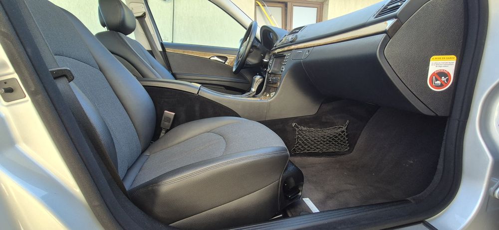 Mercedes E class Avantgarde Facelift cutie automata clima piele Navigație clima