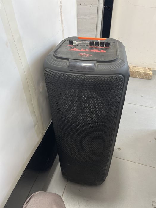 Колонка ZQS8303 с микрофоном и пультом