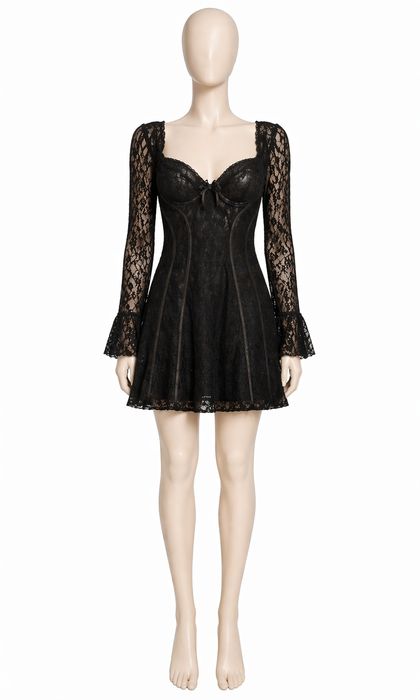 Нова черна рокля