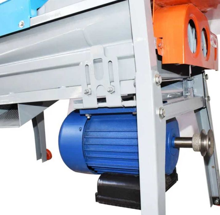 Batoza Sfarmatoare Porumb 2500kg/ora + Motor 2.2kW + Livrare GRATUITA!