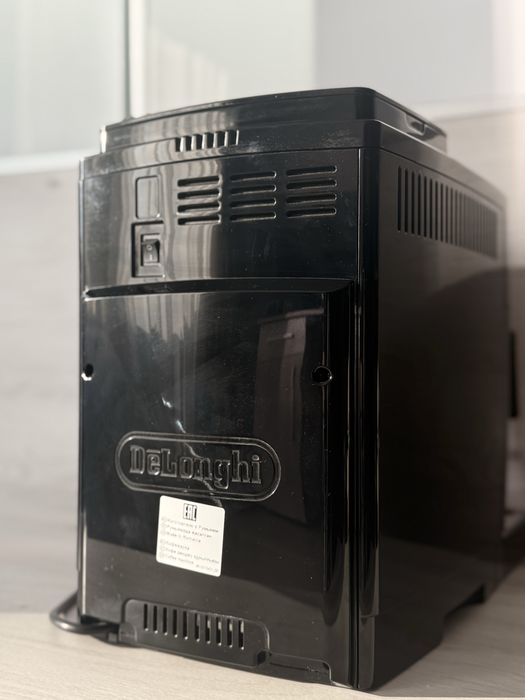Espressor DeLonghi Magnifica S, stare foarte bună, funcționare impecabilă