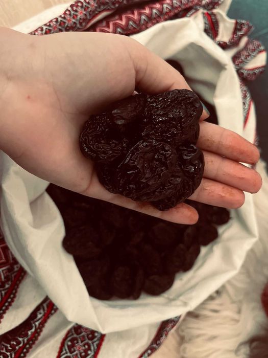 Prune fara samburi uscate din Republica Moldova – vânzare EN-GROSS