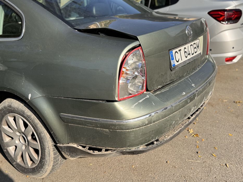 Vand VW passat  pentru dezmembrare