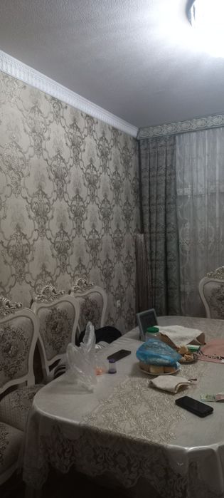 Уй сотилади 3 хонали