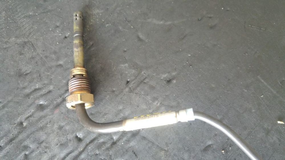 senzor temperatura gaze evacuare 1.6 d d16aa suzuki vitara ly 14812-55p00