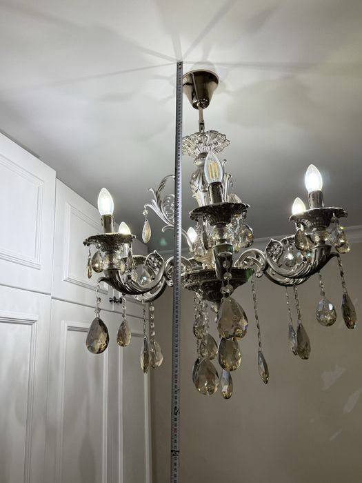 Люстра и бра на стену