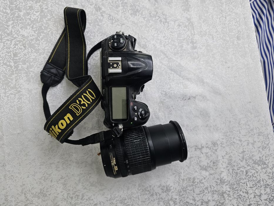 Nikon D300 zapchastga