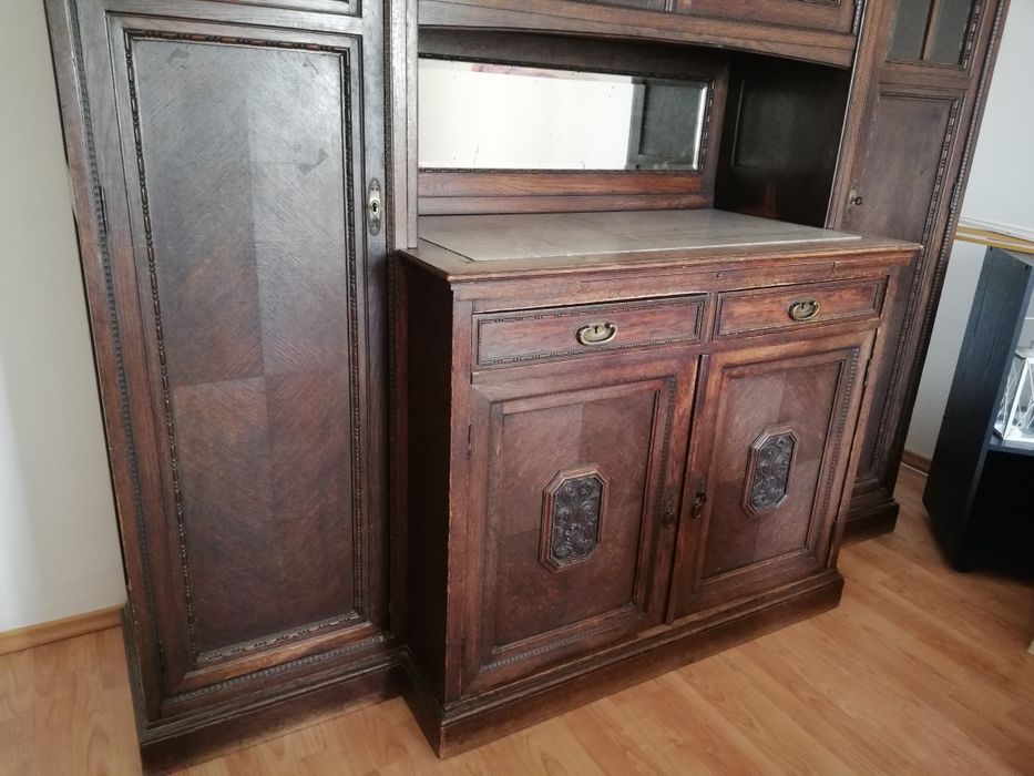 Bibliotecă din lemn masiv