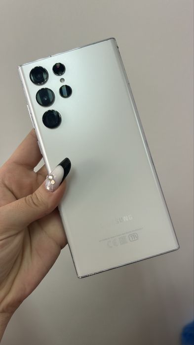 Продам Samsung galaxy S22 ultra