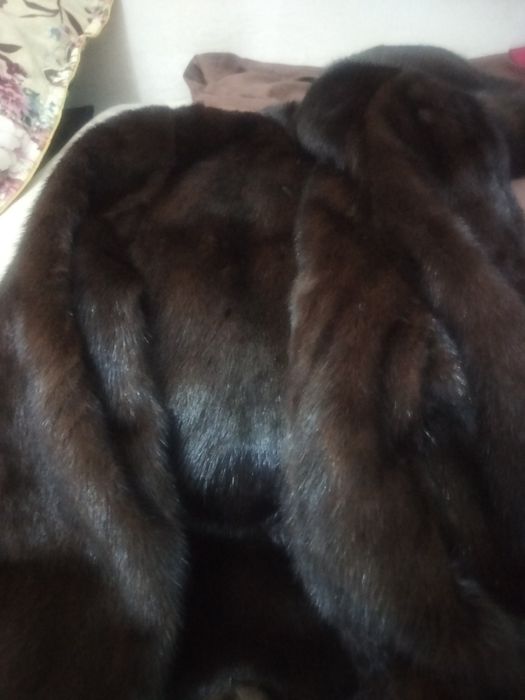 Норковый шуба .натуральный